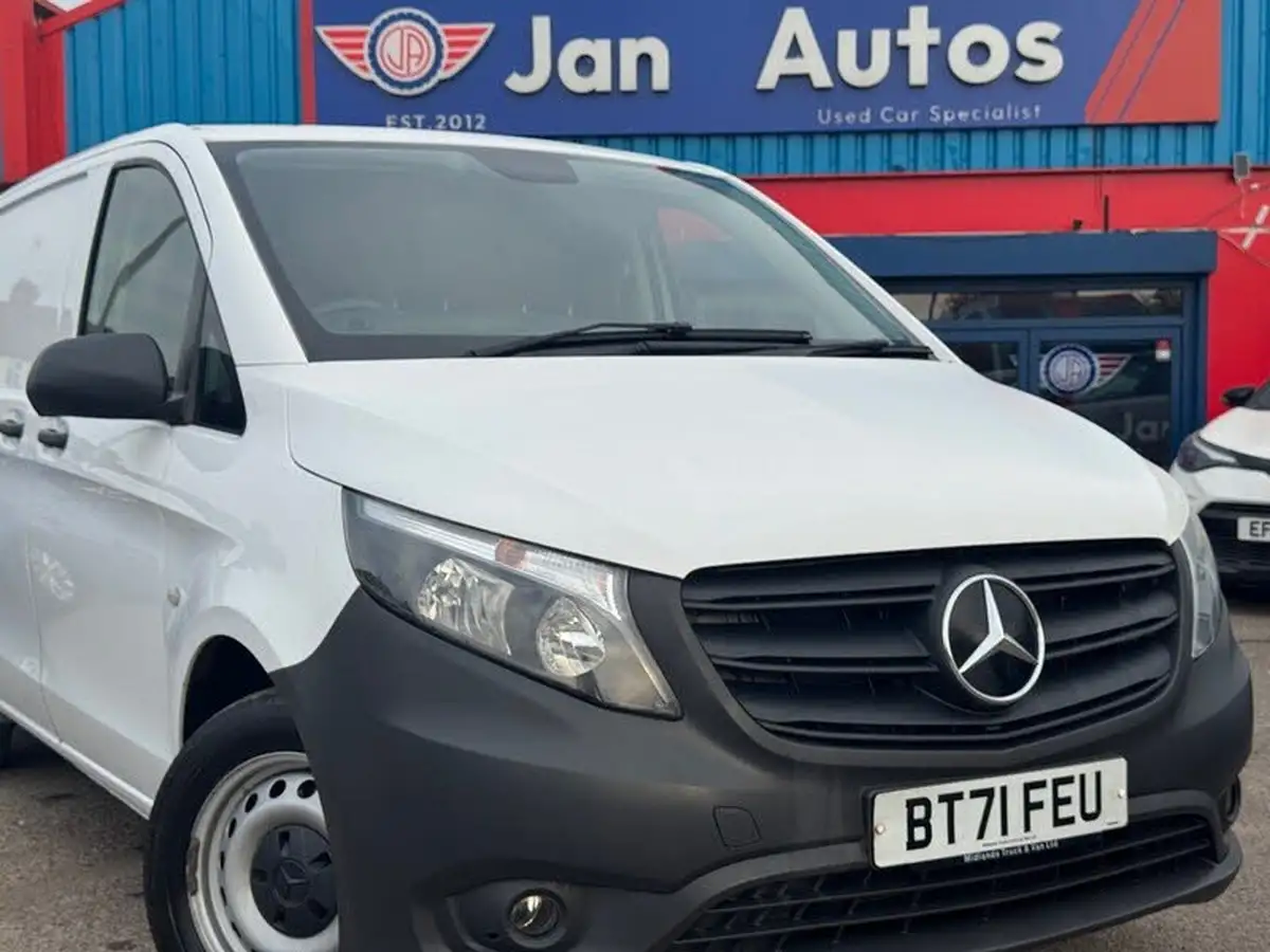 2021-mercedes-benz-vito-20cdi-114-progressive-l2-134bhpeu6dt-panel-1749cc-9g-tronic-big-15