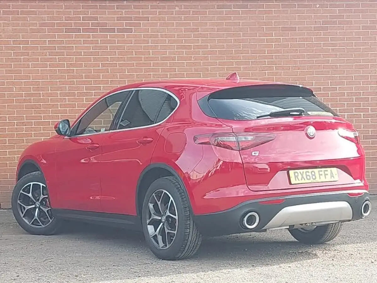 2018-alfa-romeo-stelvio-22td-speciale-207bhp-big-1