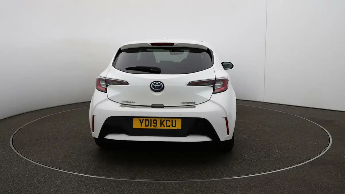 2019-toyota-corolla-18-vvt-i-design-trk-hatchback-5d-big-49