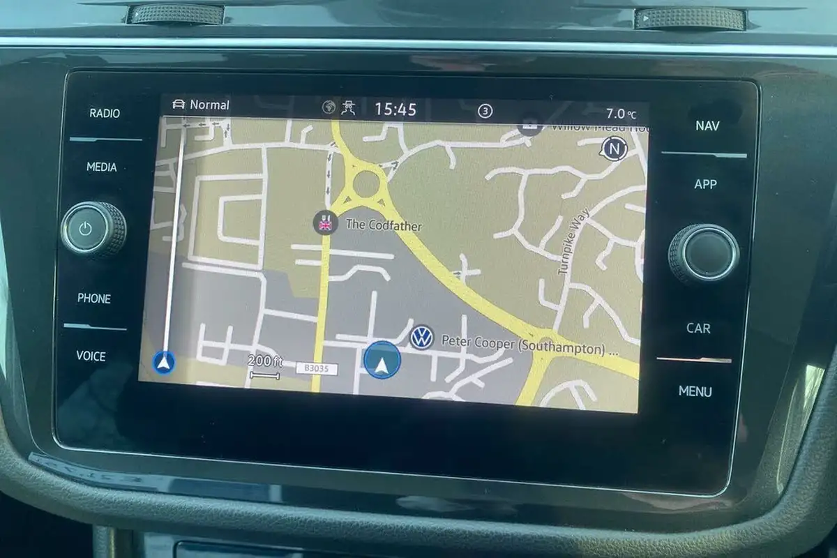 2021-volkswagen-tiguan-15-tsi-elegance-big-41