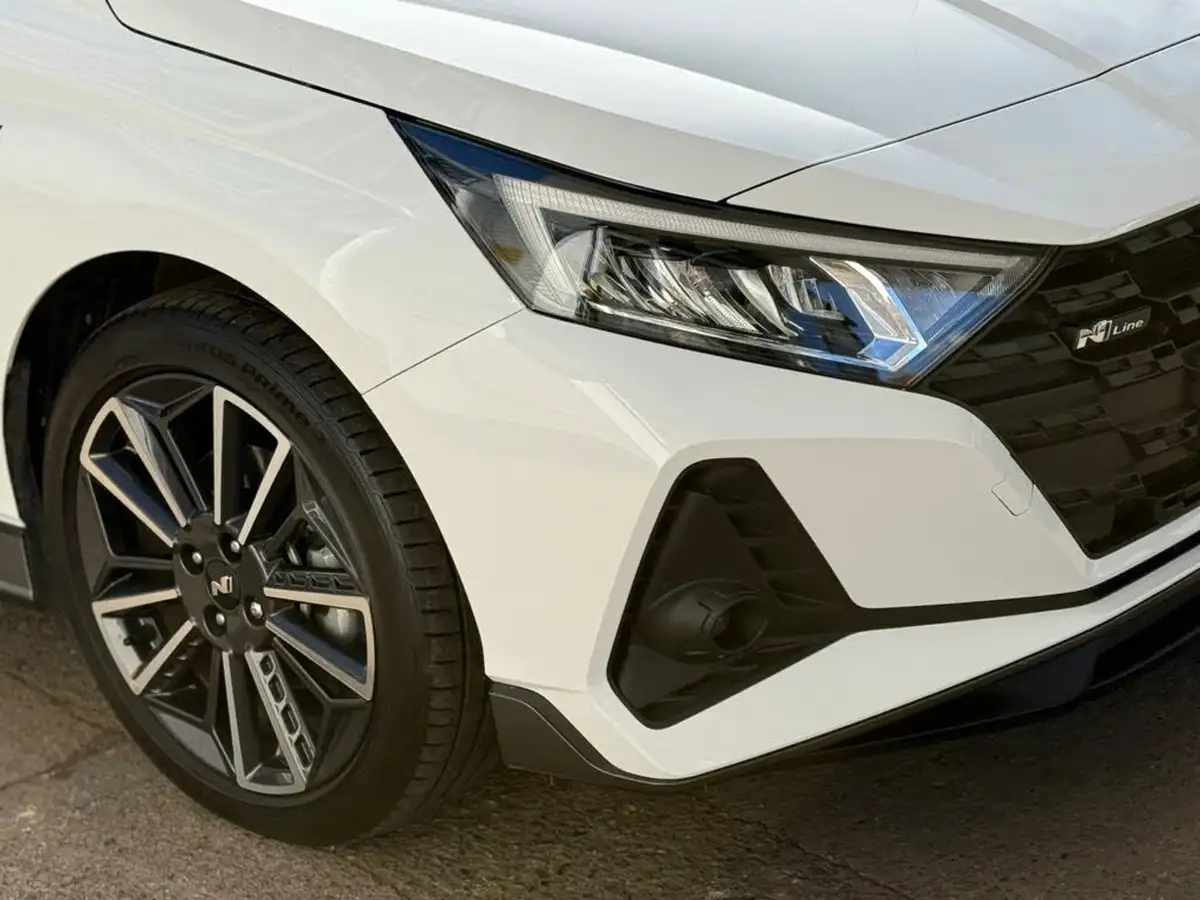 2023-hyundai-i20-10-t-gdi-n-line-eclutch-imt-big-13