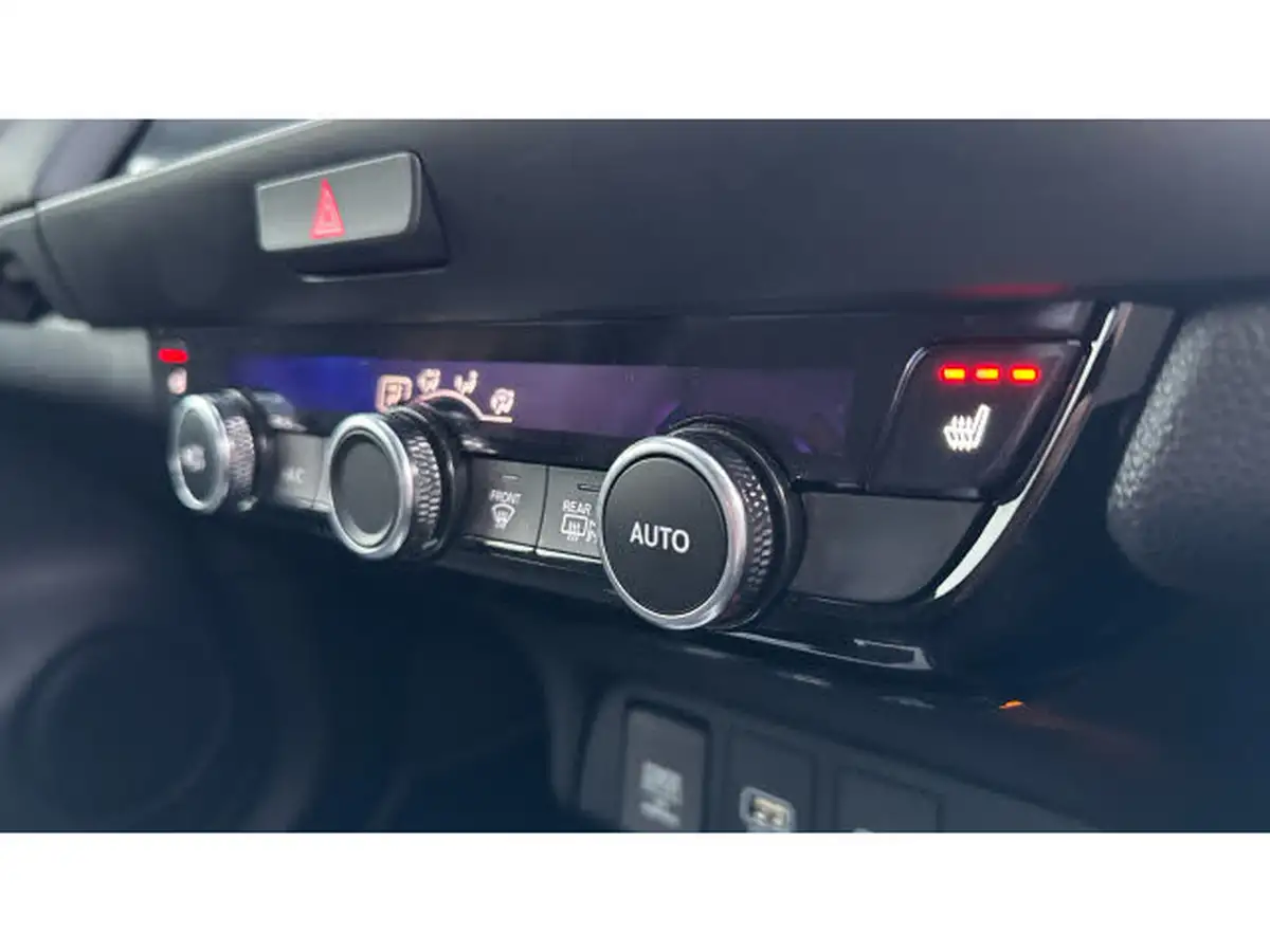 2023-honda-jazz-15-i-mmd-advance-big-35