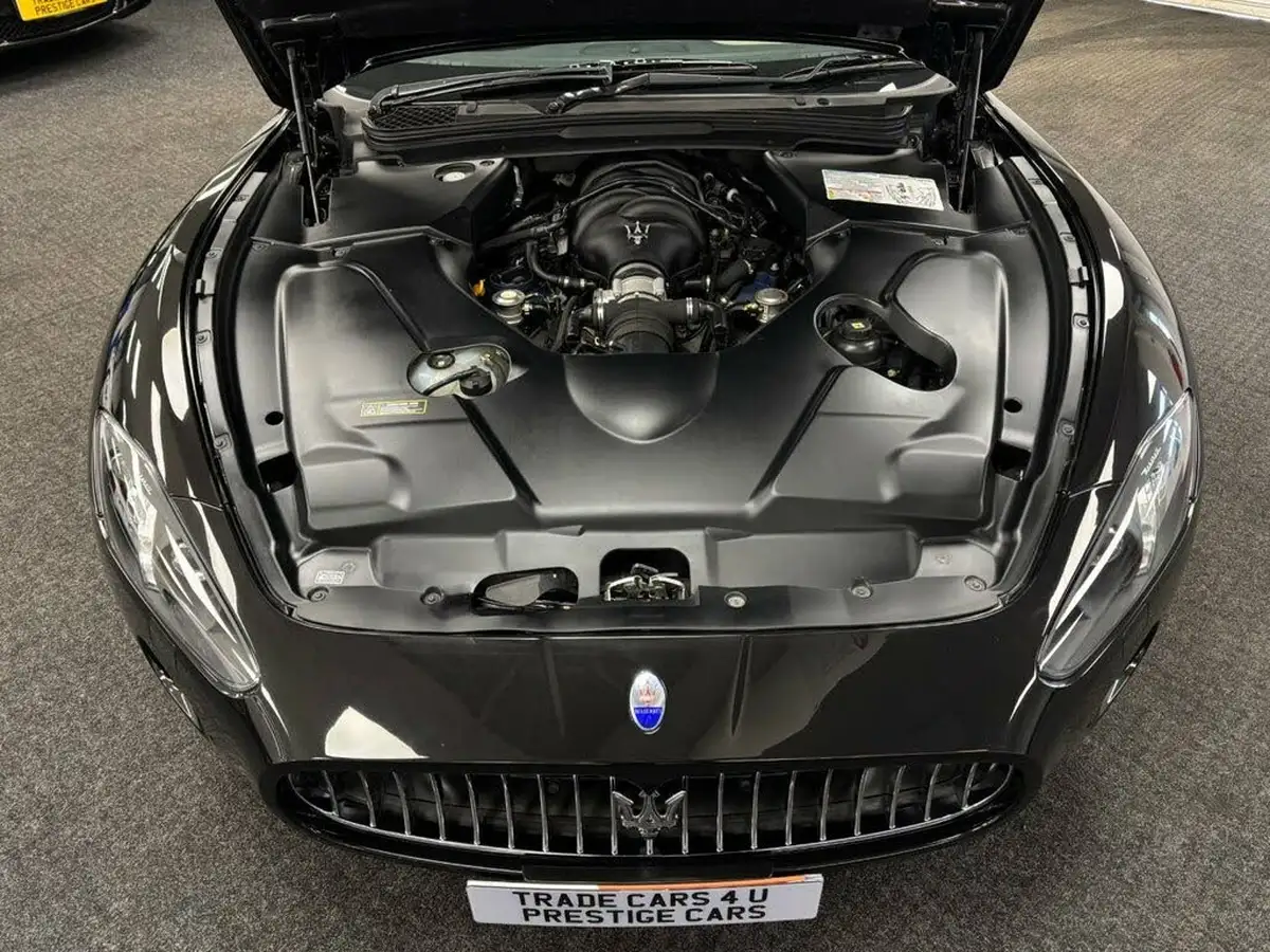2016-maserati-granturismo-42-big-76