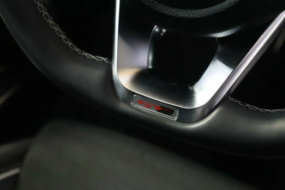 2022-kia-pro-ceed-15-t-gdi-gt-line-big-18