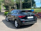 2017-infiniti-q30-15d-se-small-26