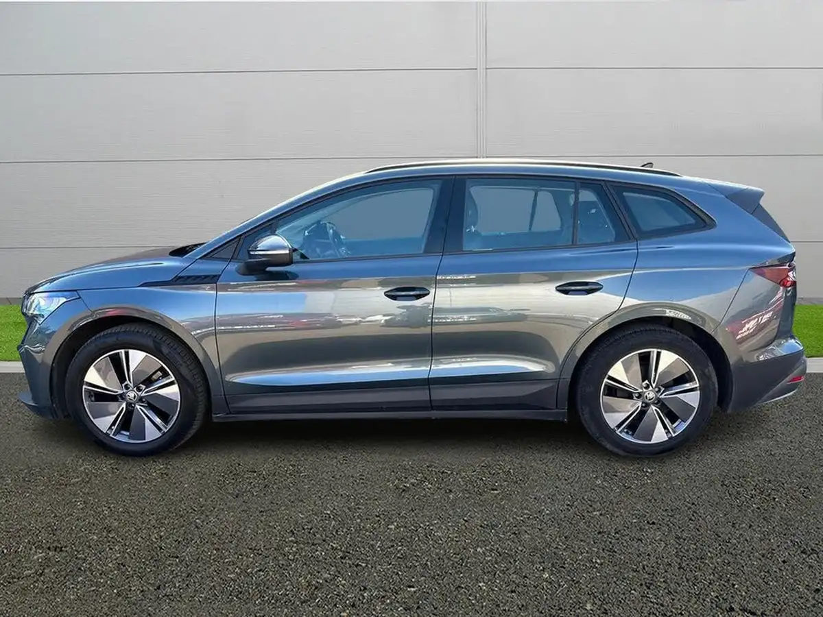 2021-skoda-enyaq-e-60-62-kwh-big-3