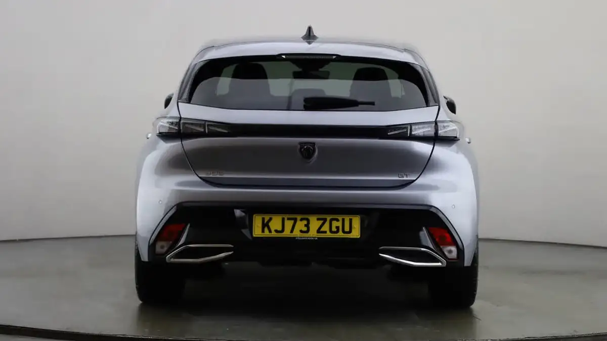 2024-peugeot-308-15-bluehdi-gt-big-12