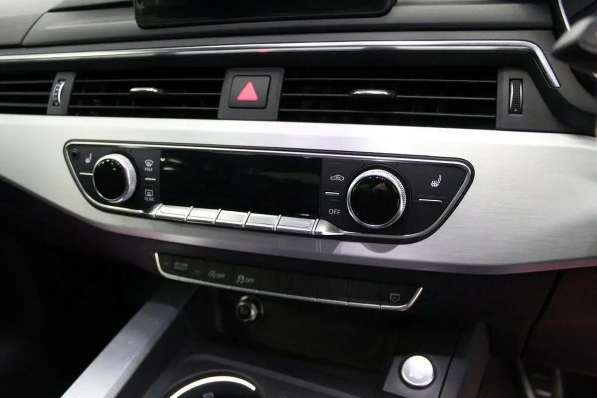 2016-audi-a4-20-tdi-s-line-150ps-big-32