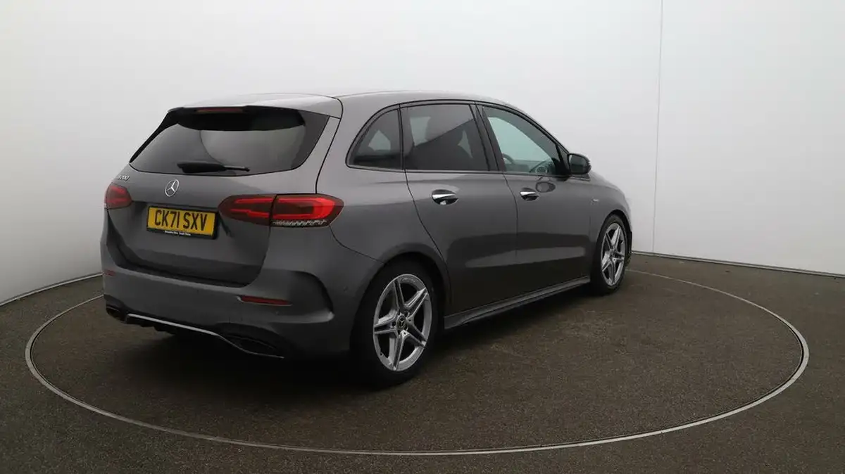 2021-mercedes-benz-b-class-13-b200-amg-line-premium-edition-big-46