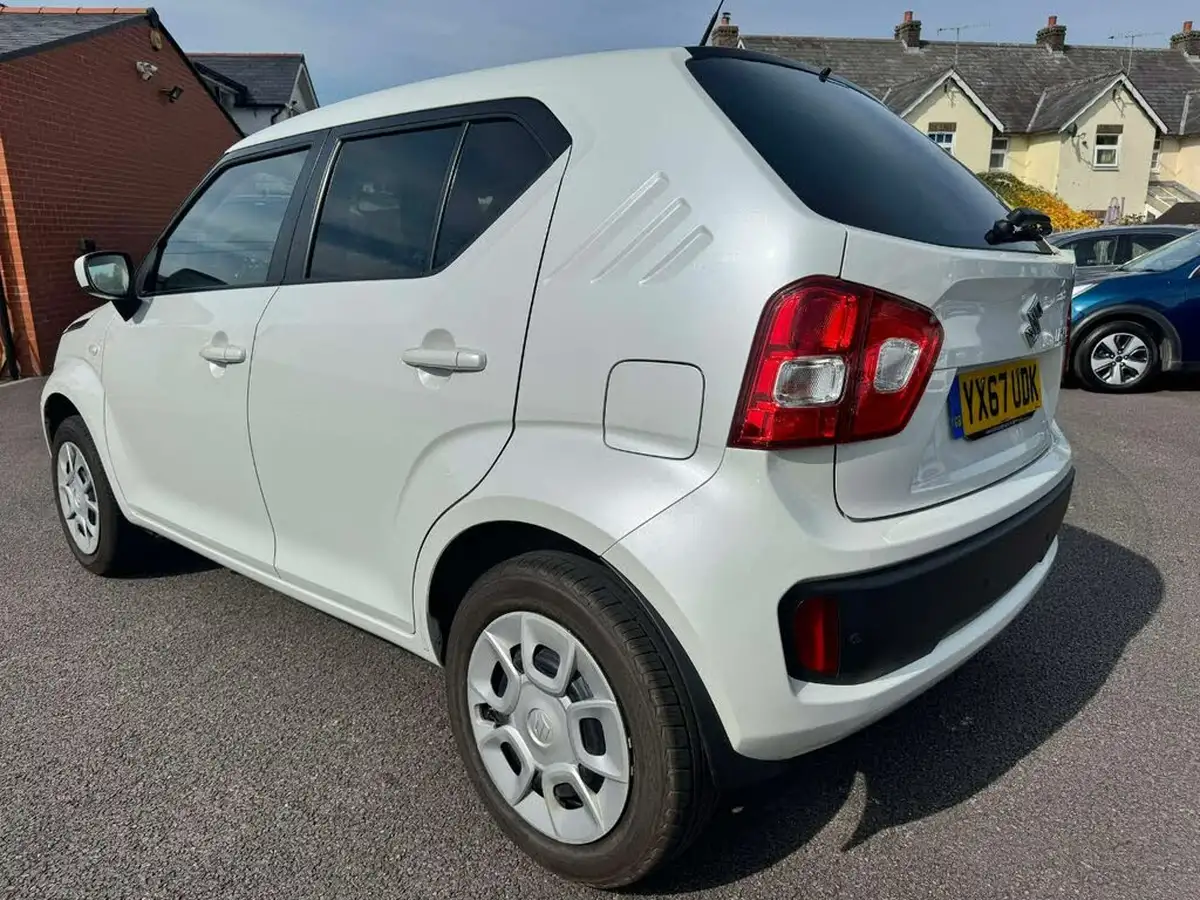 2017-suzuki-ignis-12-dualjet-sz3-big-5