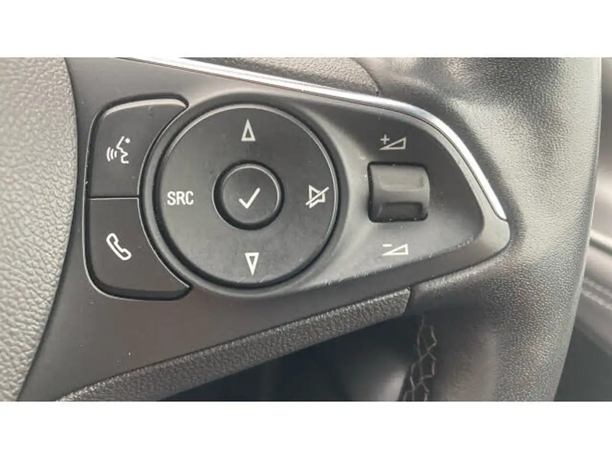 2022-vauxhall-mokka-e-elite-premium-big-30