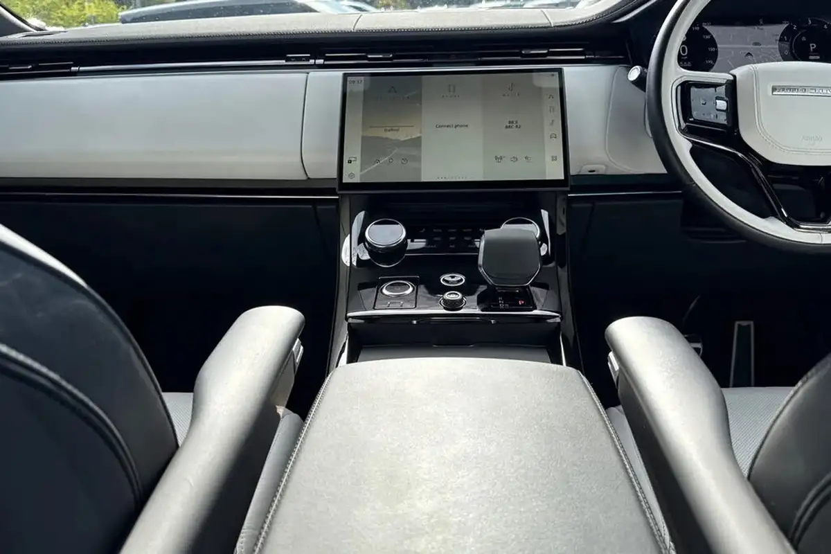 2023-land-rover-range-rover-sport-30-p460e-dynamic-se-big-14