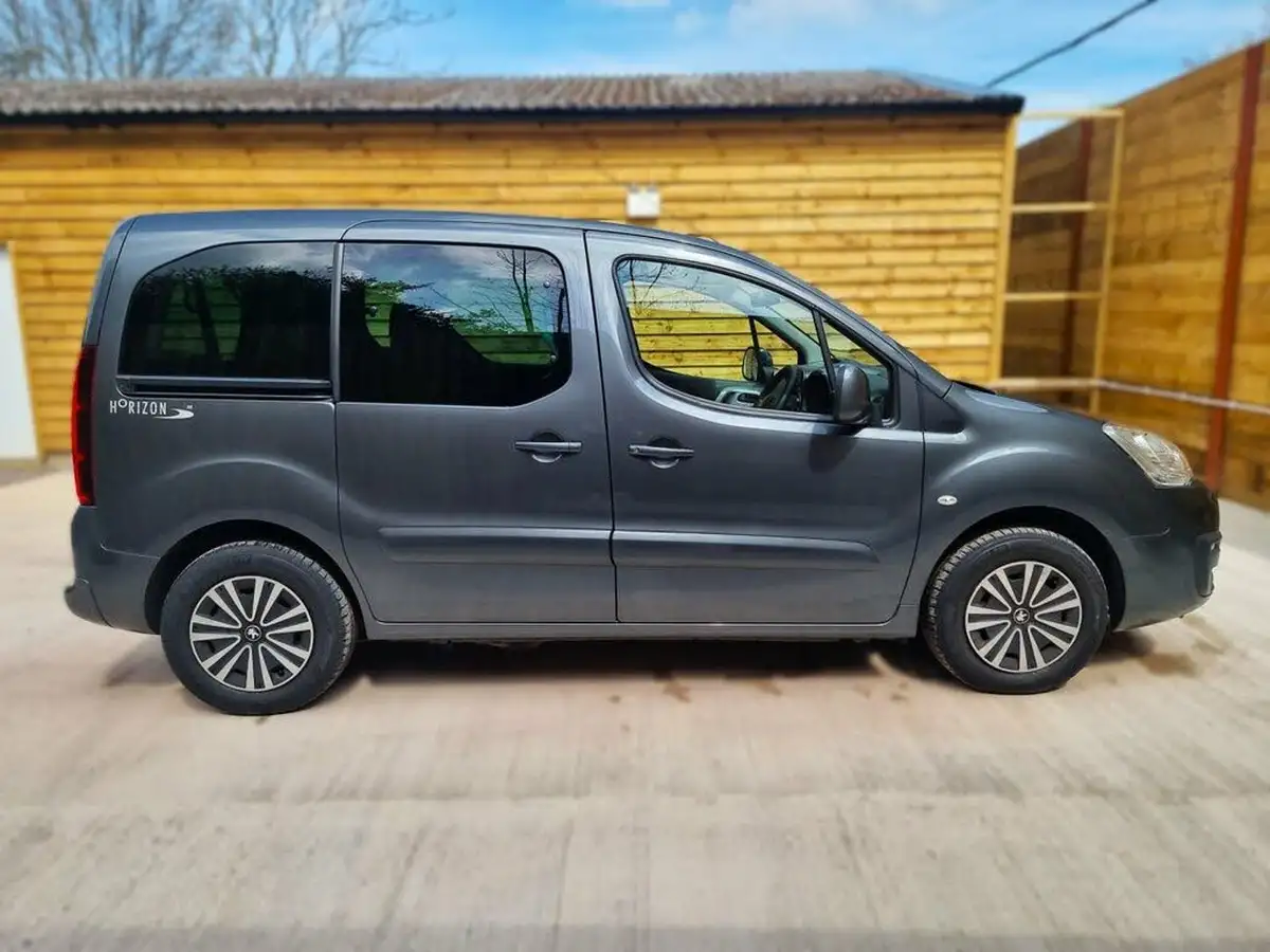 2018-peugeot-partner-big-6