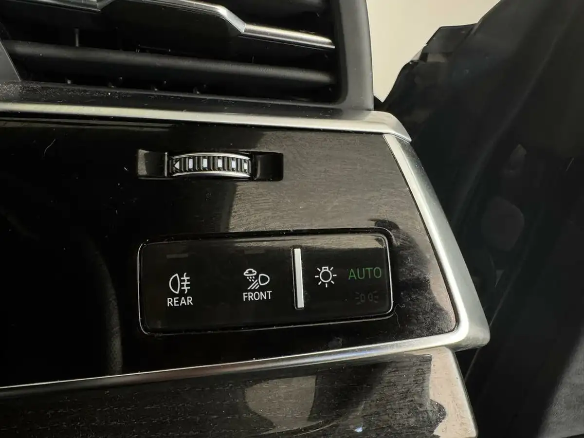 2023-audi-q8-30-50-tdi-black-edition-big-25