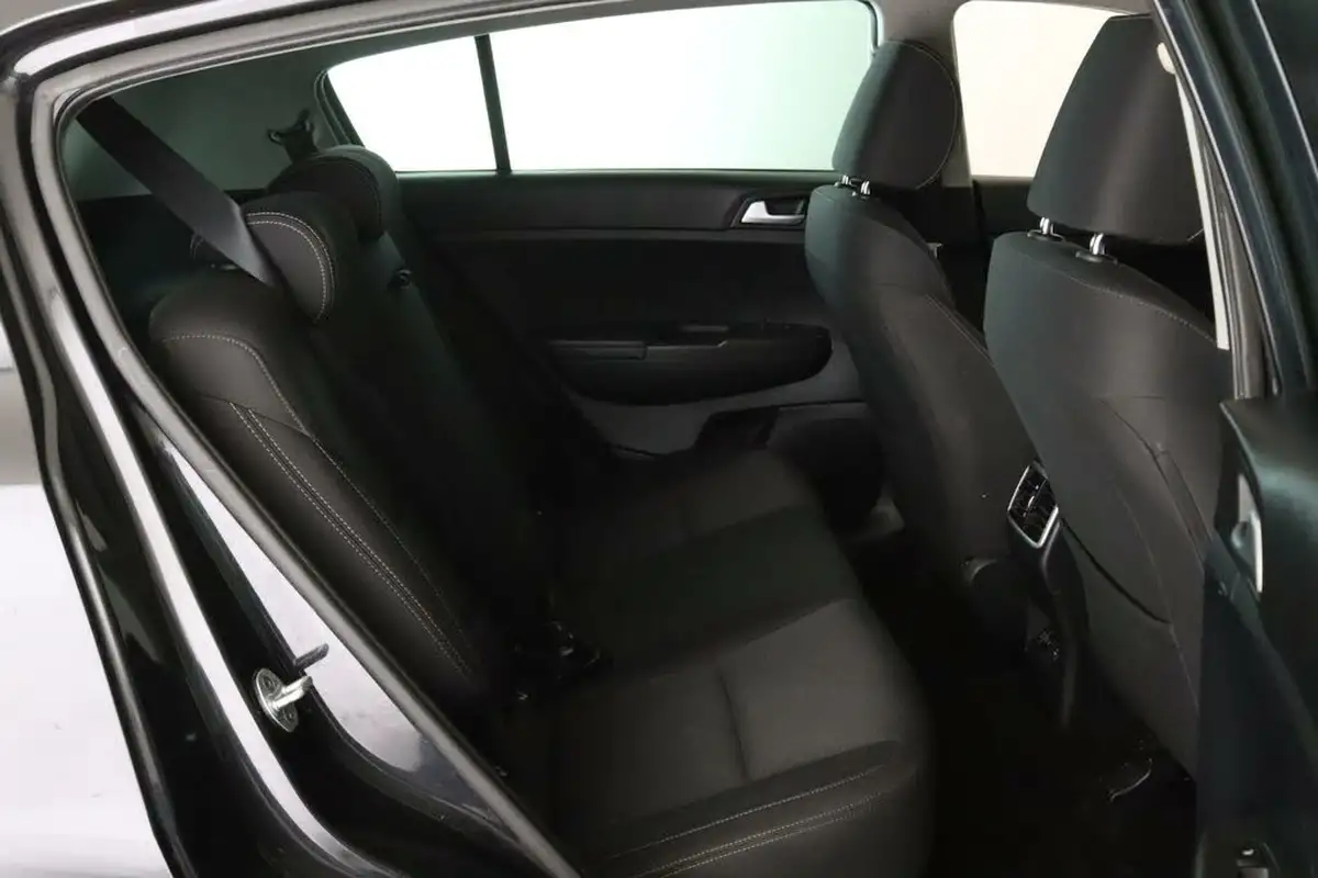 2019-kia-sportage-16-gdi-2-big-8