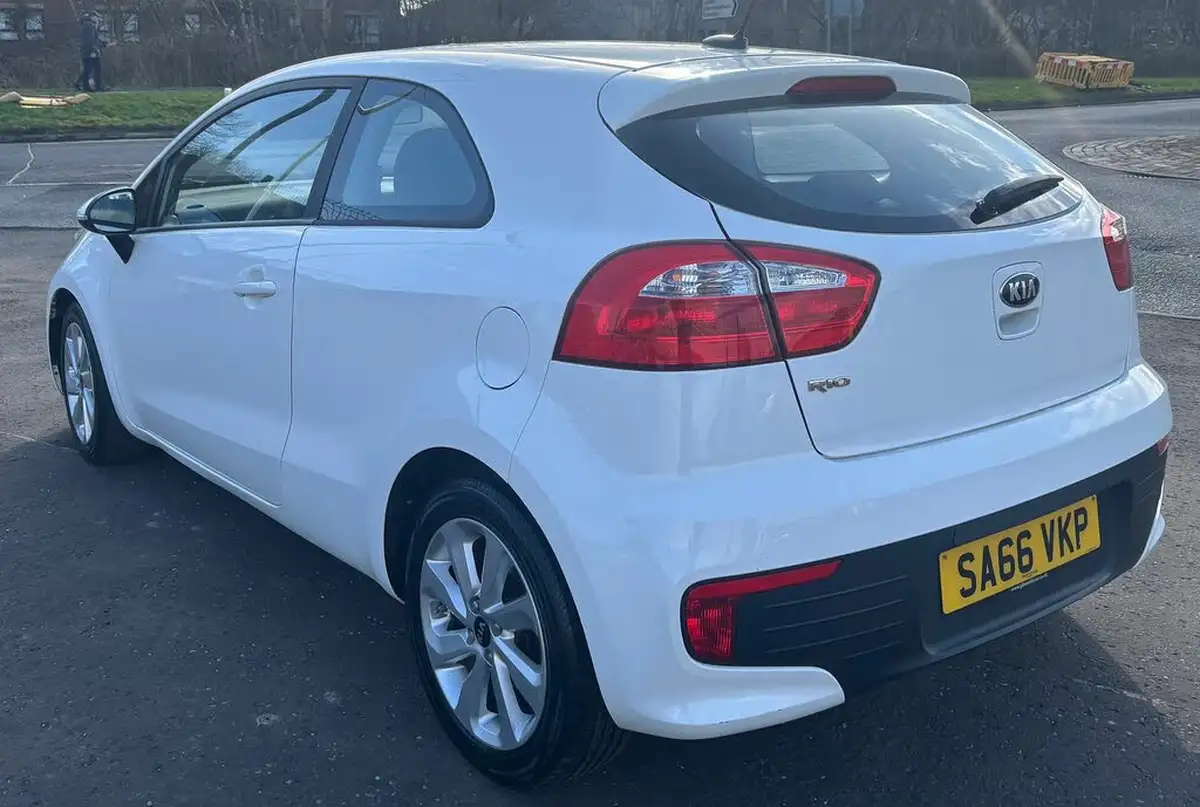 2016-kia-rio-125-2-3d-big-1