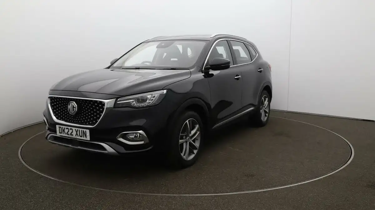 2022-mg-hs-15t-gdi-exclusive-162ps-big-31