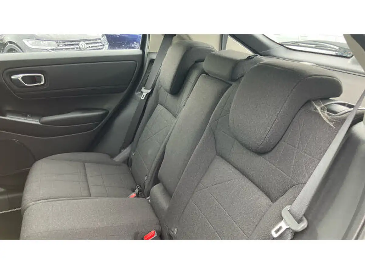 2024-honda-hr-v-15-i-mmd-elegance-big-7