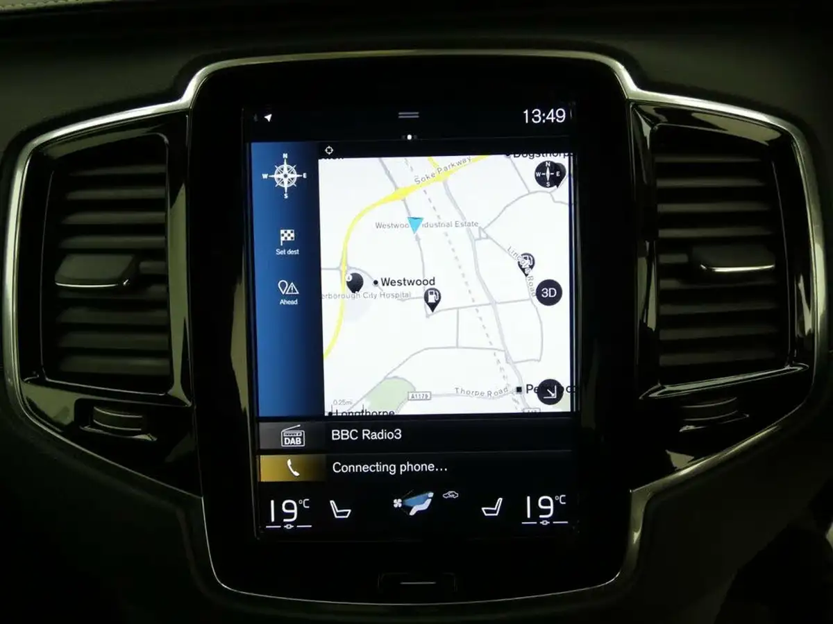 2021-volvo-xc90-20td-b5-r-design-big-10