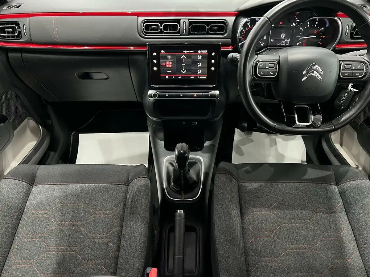2017-citroen-c3-12-puretech-flair-82ps-big-38