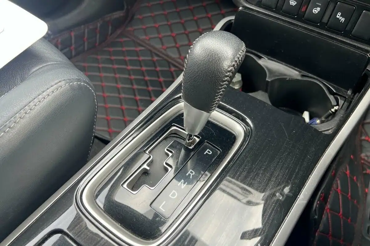 2018-mitsubishi-outlander-22di-d-4-leather-auto-big-36