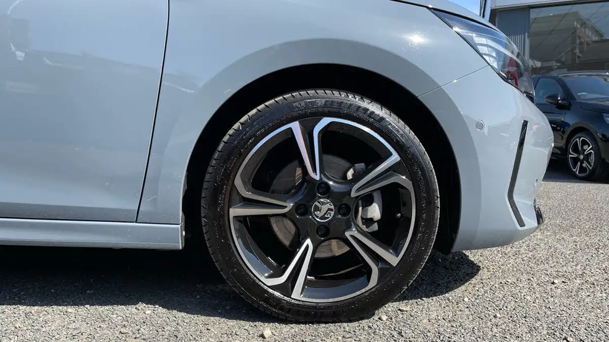 2024-vauxhall-corsa-12-turbo-ultimate-100ps-big-16