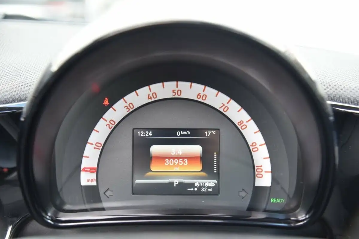 2021-smart-fortwo-eq-exclusive-cabriolet-big-28
