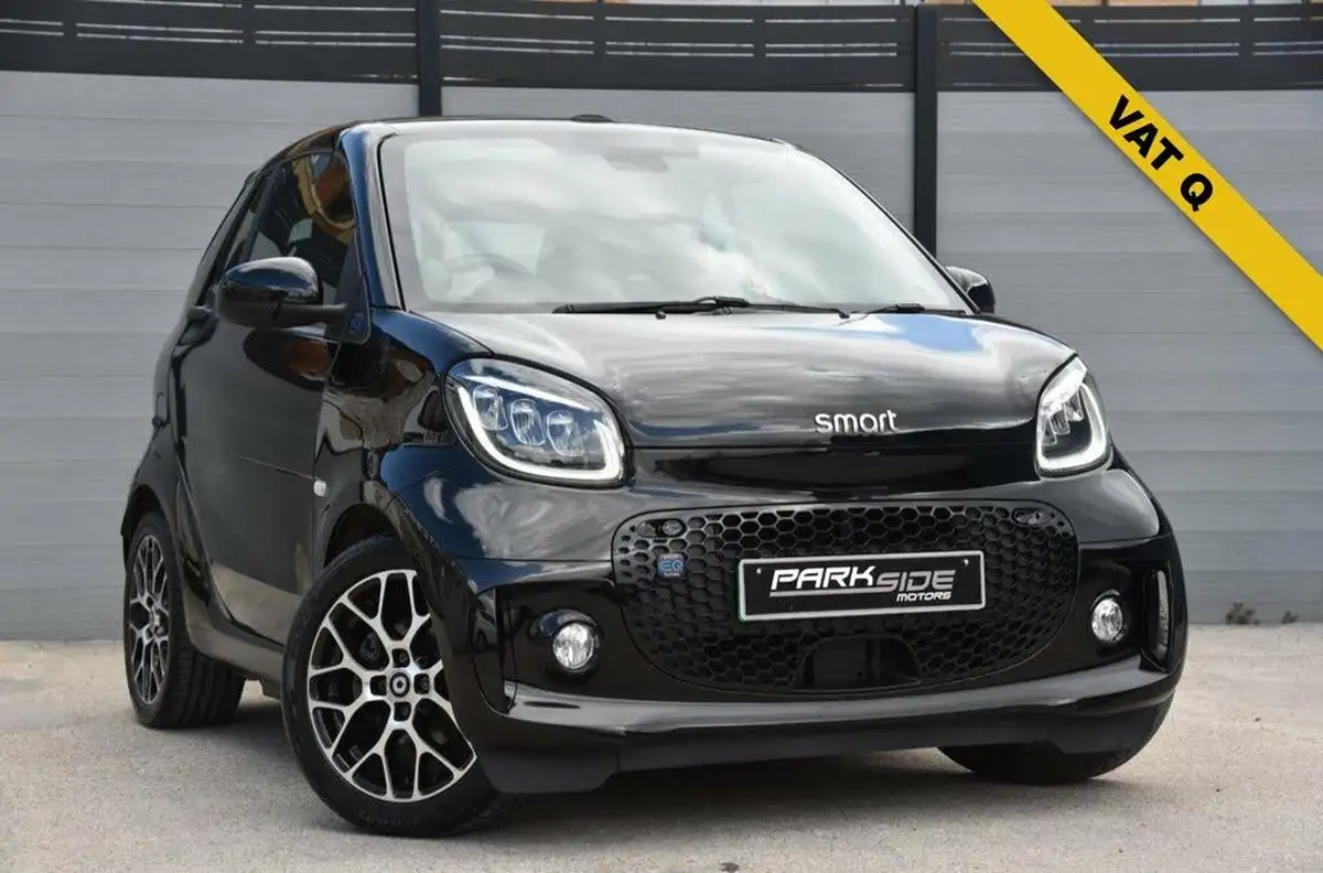 2021-smart-fortwo-eq-exclusive-cabriolet-big-0
