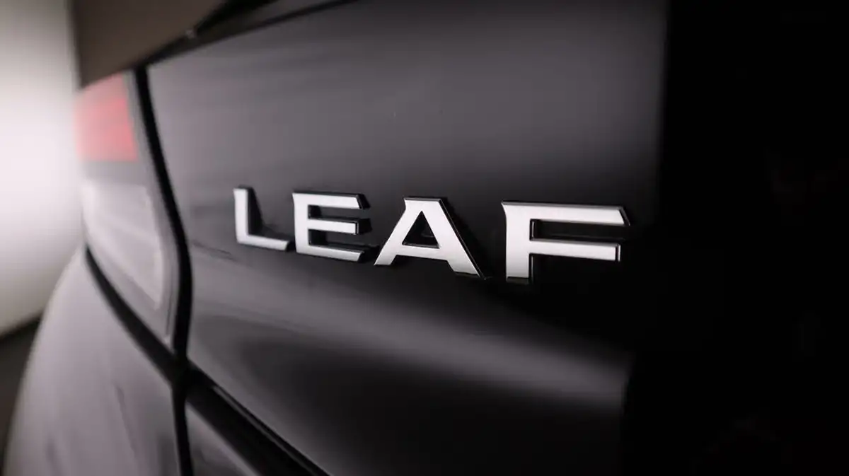 2020-nissan-leaf-e-tekna-big-21