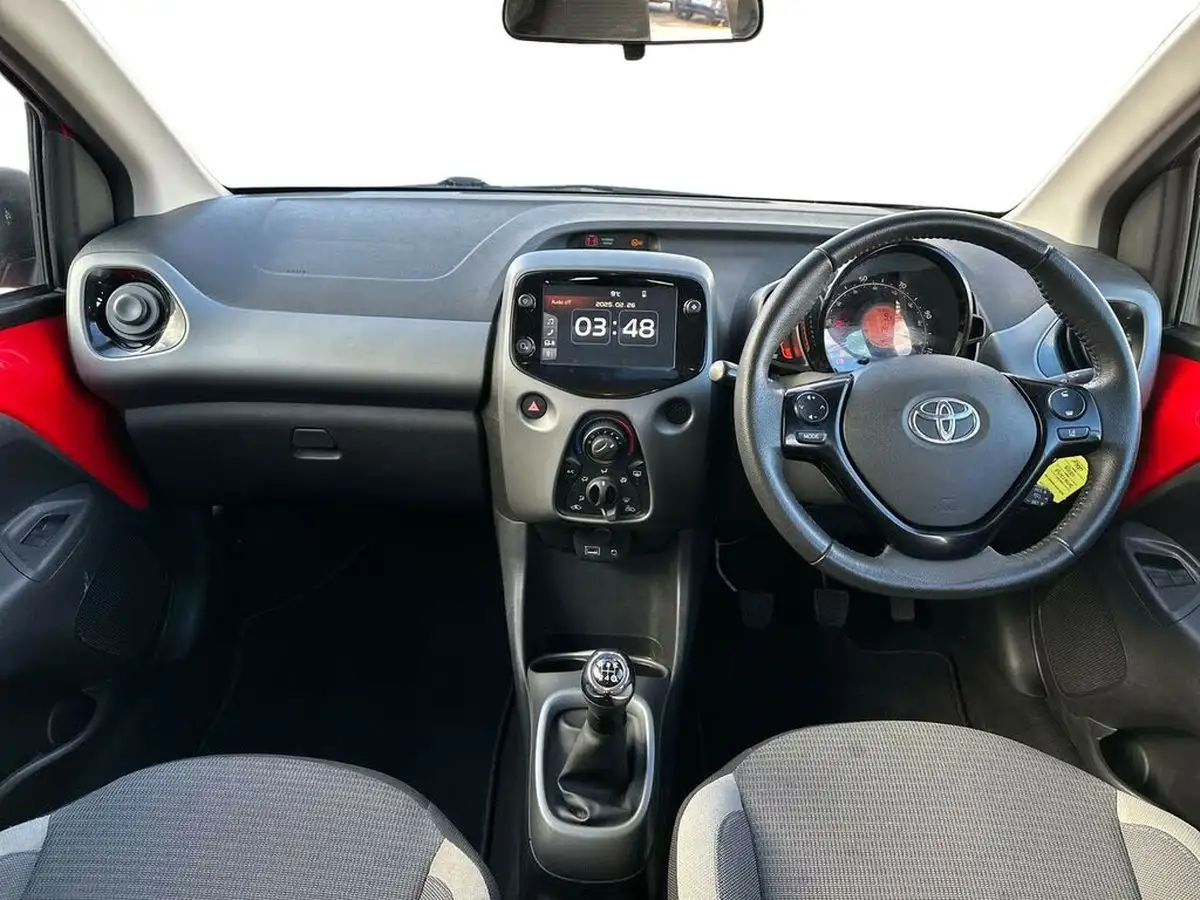 2021-toyota-aygo-10-vvt-i-x-play-tss-big-5