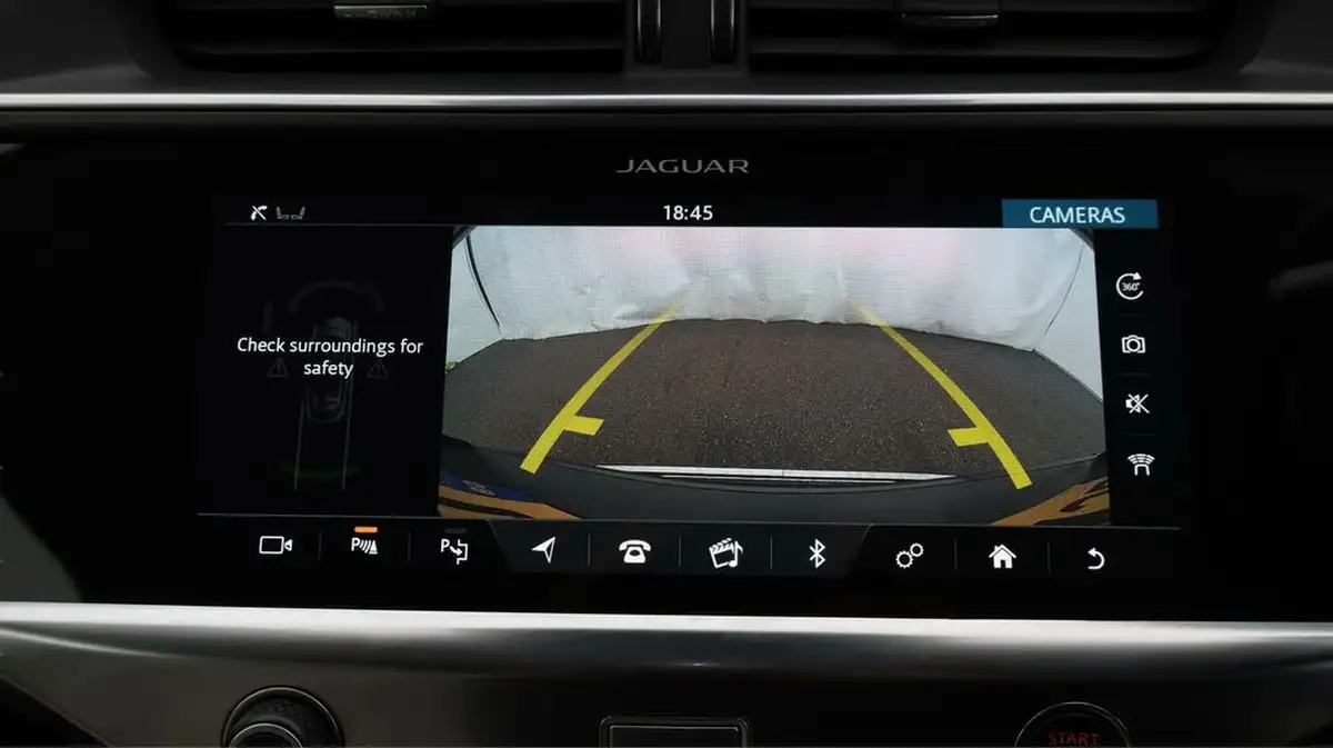 2019-jaguar-i-pace-ev400-hse-big-25