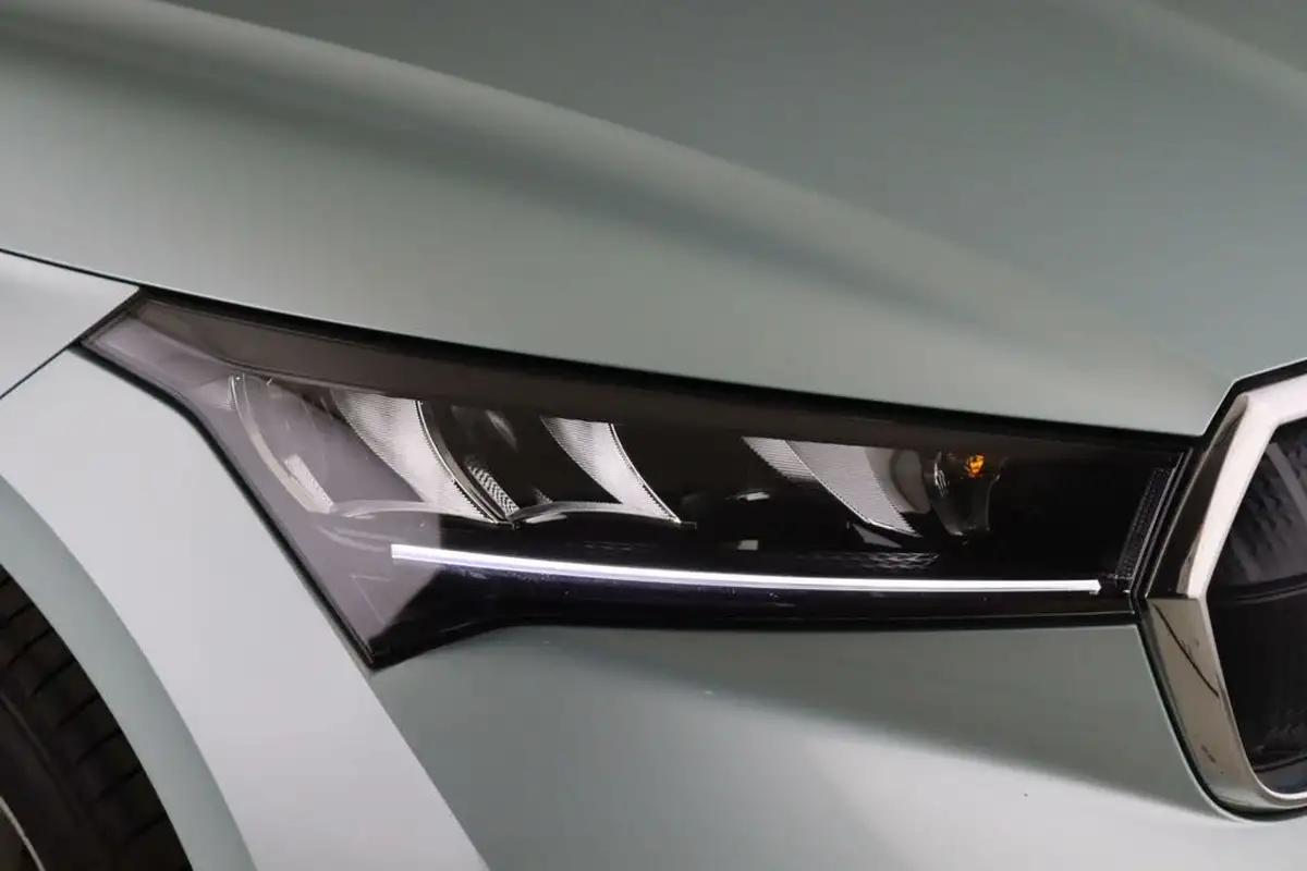 2021-skoda-enyaq-e-60-eco-suite-62-kwh-big-7