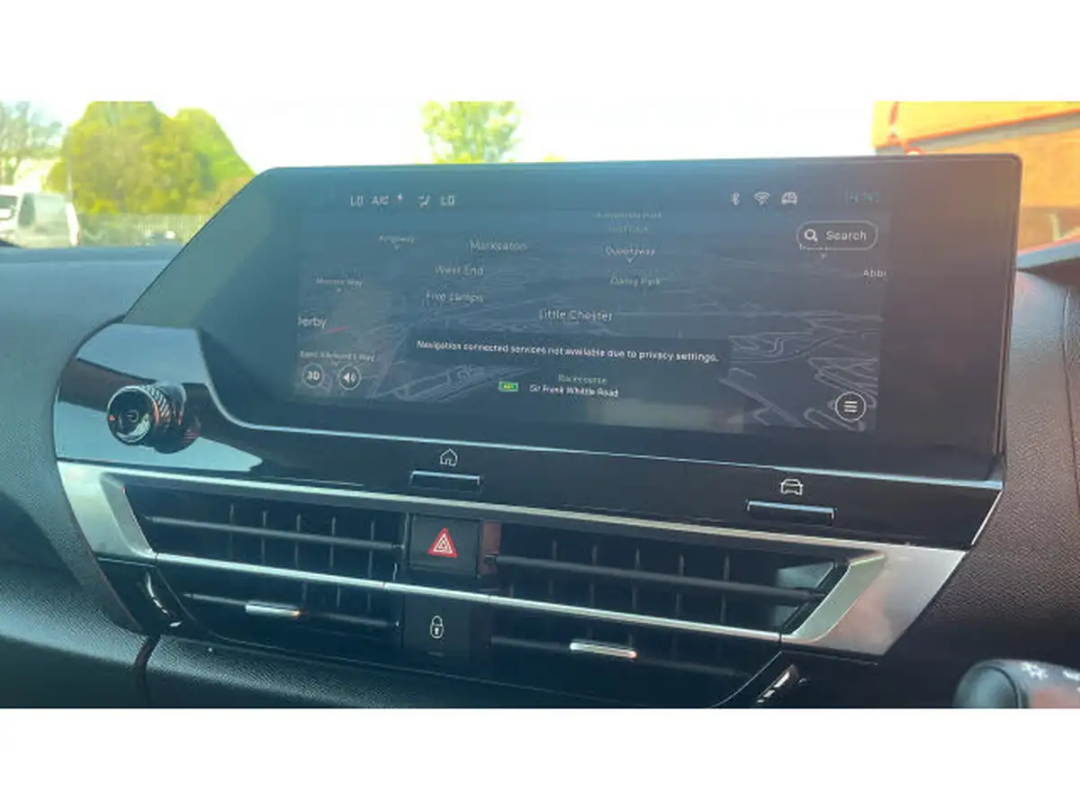 2024-citroen-c4-e-e-series-156ps-54kwh-big-24