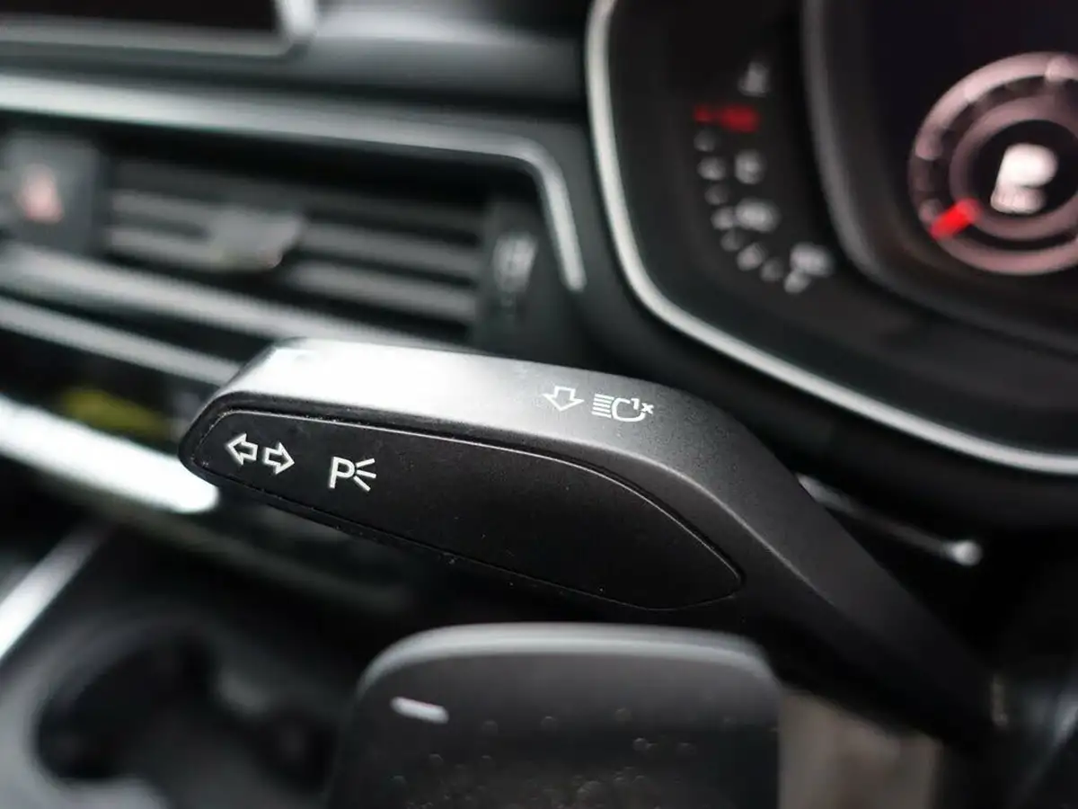 2018-audi-a4-avant-20-tdi-quattro-black-edition-big-22