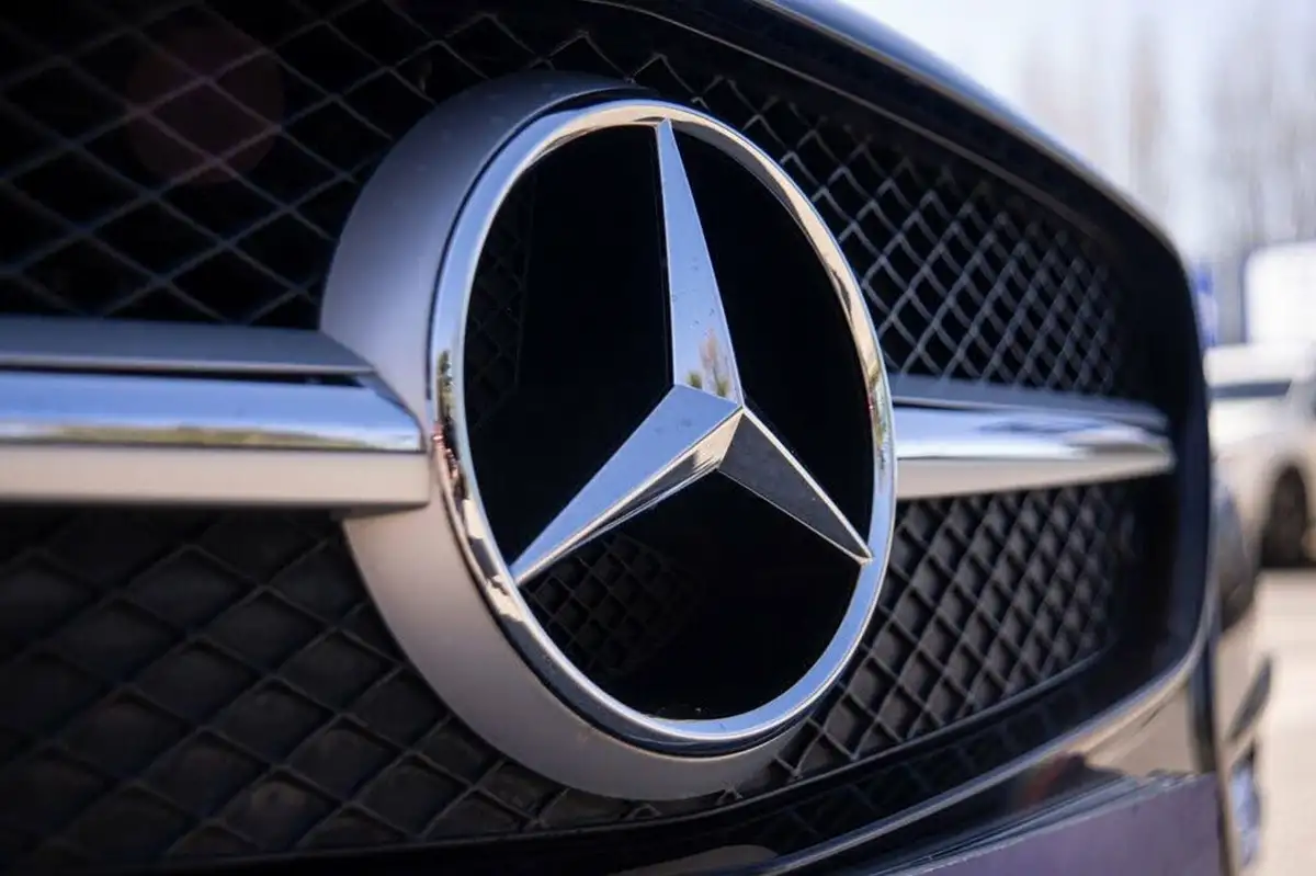 2014-mercedes-benz-slk-35-slk350-amg-sport-blue-f-big-30