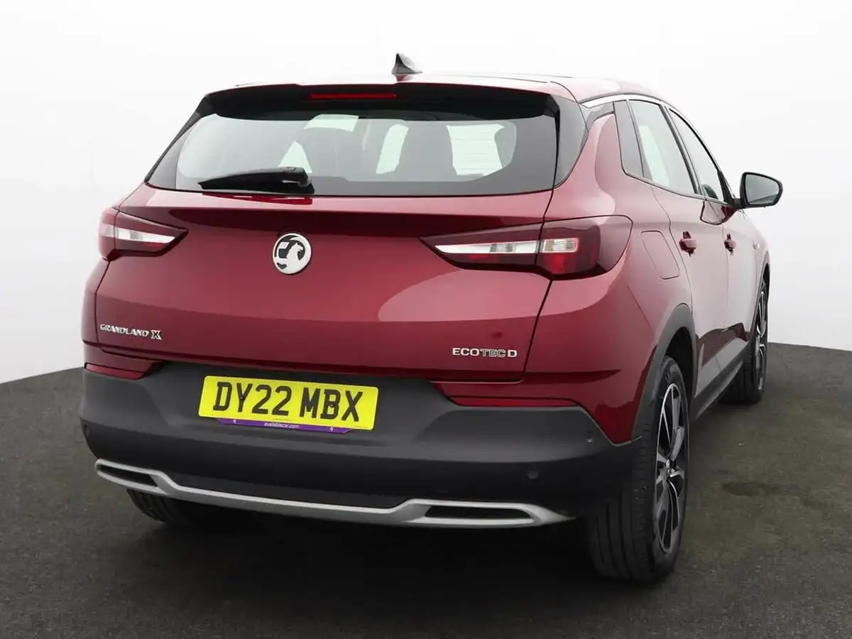 2021-vauxhall-grandland-x-15td-elite-nav-big-4