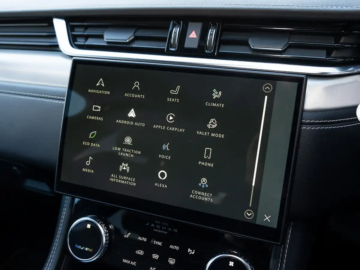 2021-jaguar-f-pace-20-d200-r-dynamic-se-mhev-big-10
