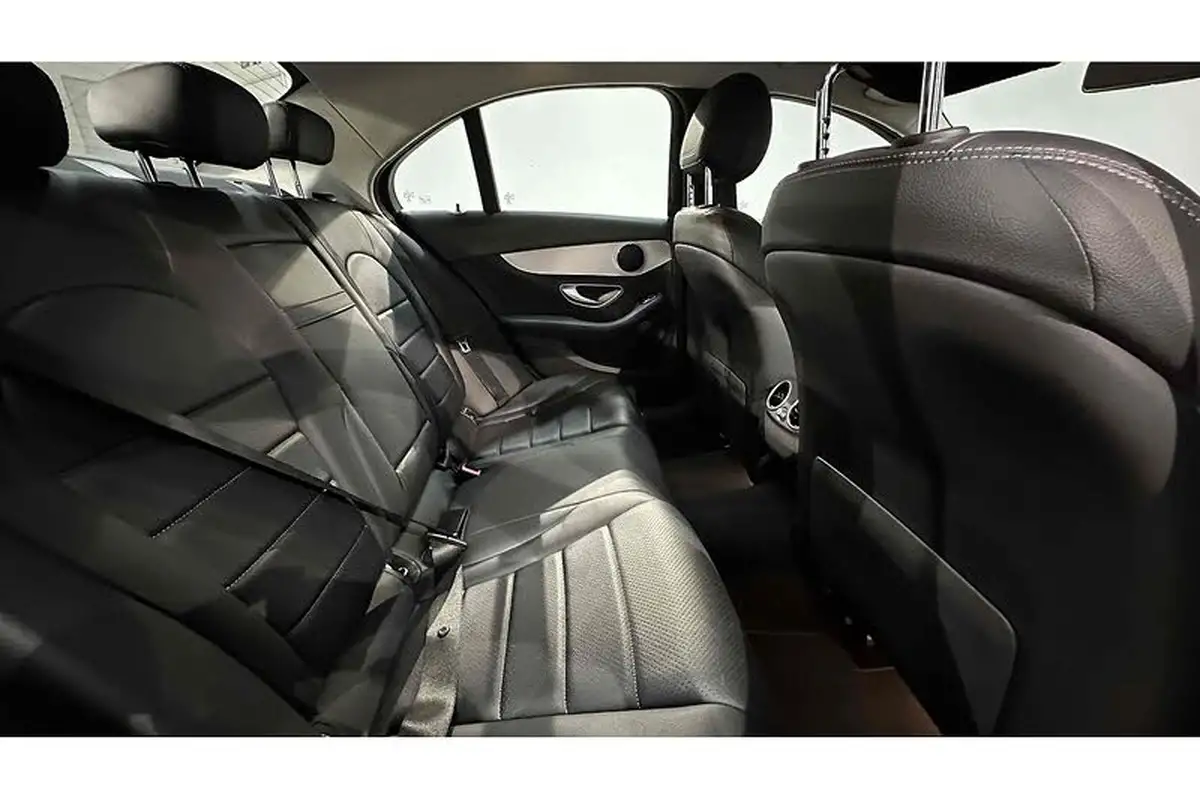 2019-mercedes-benz-c-class-15-c200-sport-premiumss-saloon-4d-big-21