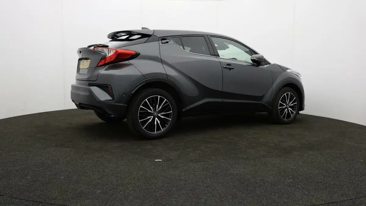 2018-toyota-c-hr-12-excel-big-26