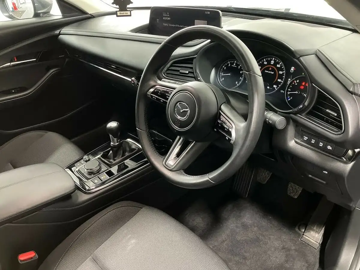 2024-mazda-cx-30-20-e-skyactiv-x-exclusive-line-big-7