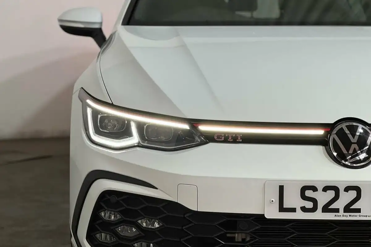 2022-volkswagen-golf-20-tsi-gti-dsg-big-19
