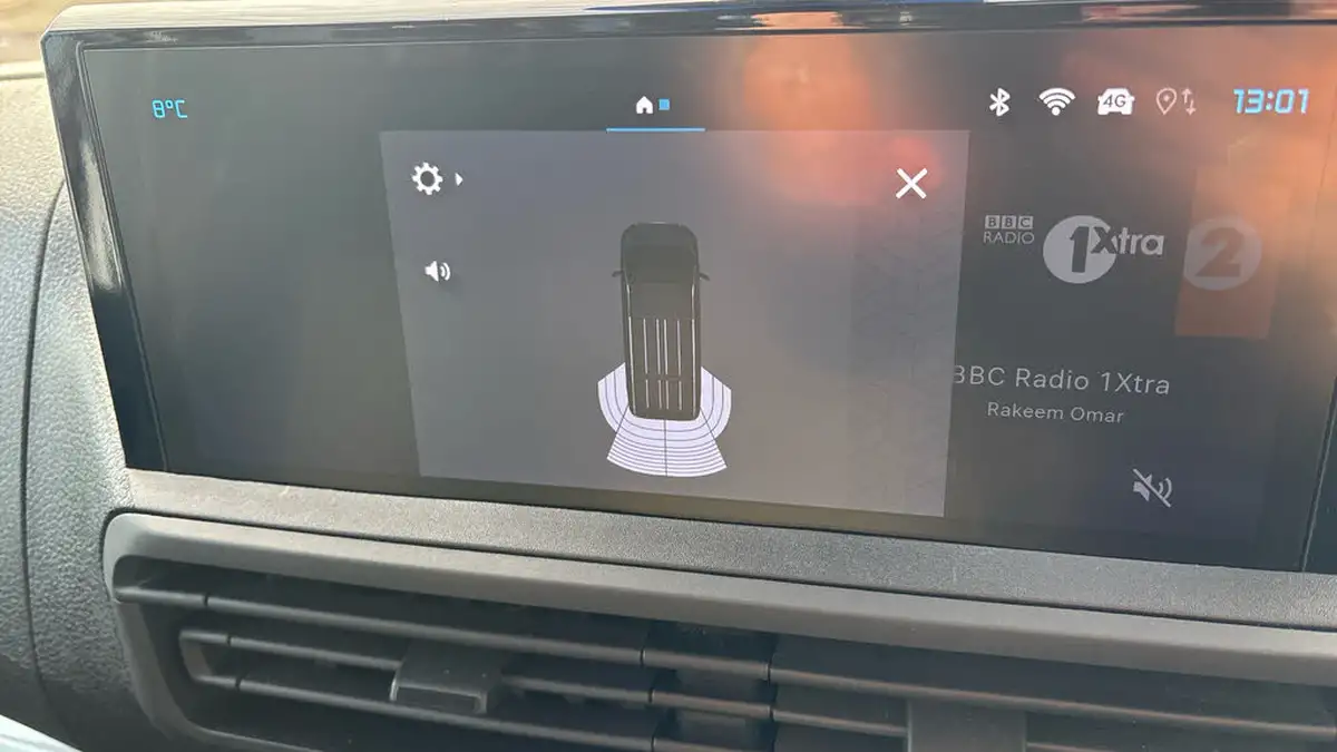 2024-citroen-spacetourer-e-you-m-49kwh-big-39