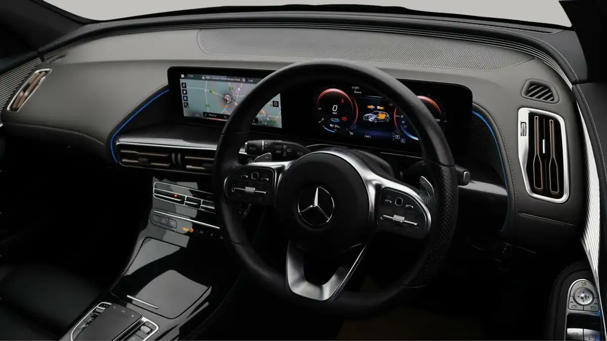 2020-mercedes-benz-eqc-e-eqc-400-amg-line-big-8