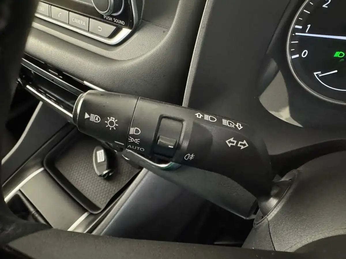 2022-nissan-qashqai-13-dig-t-acenta-premium-140ps-big-26