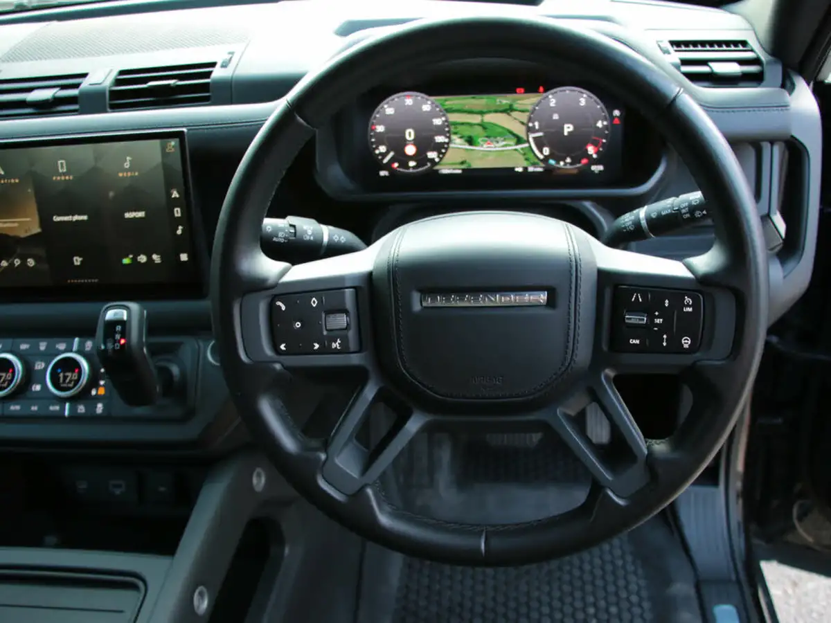 2023-land-rover-110-defender-30-d300-hard-top-x-dynamic-hse-110-big-9