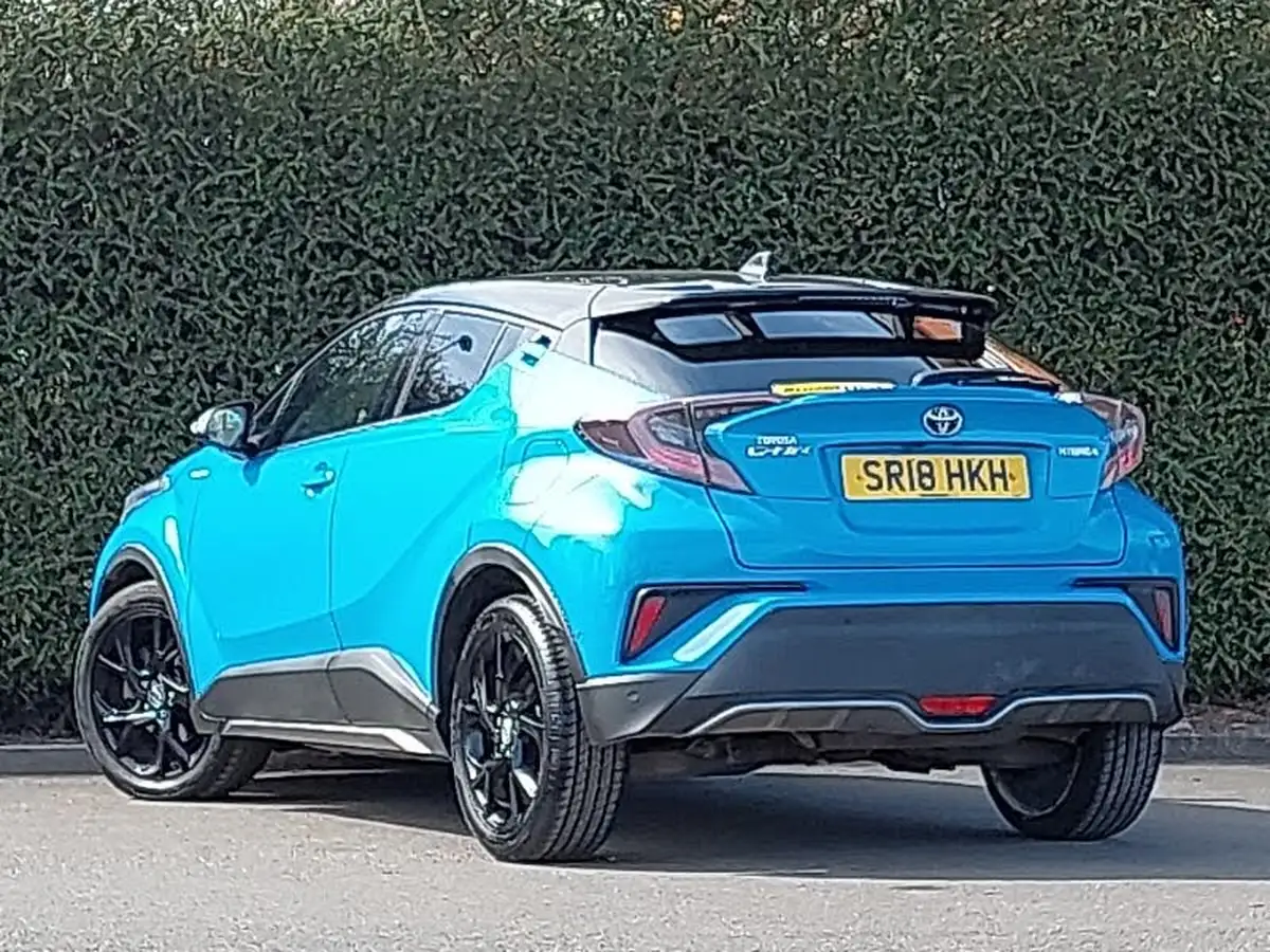 2018-toyota-c-hr-18-vvt-i-dynamic-big-1