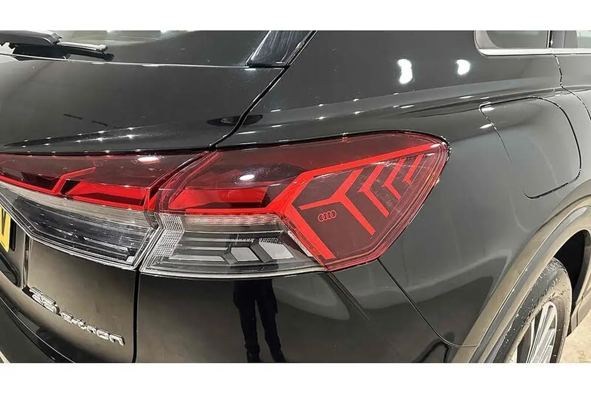 2023-audi-q4-e-tron-35e-sport-station-wagon-big-11