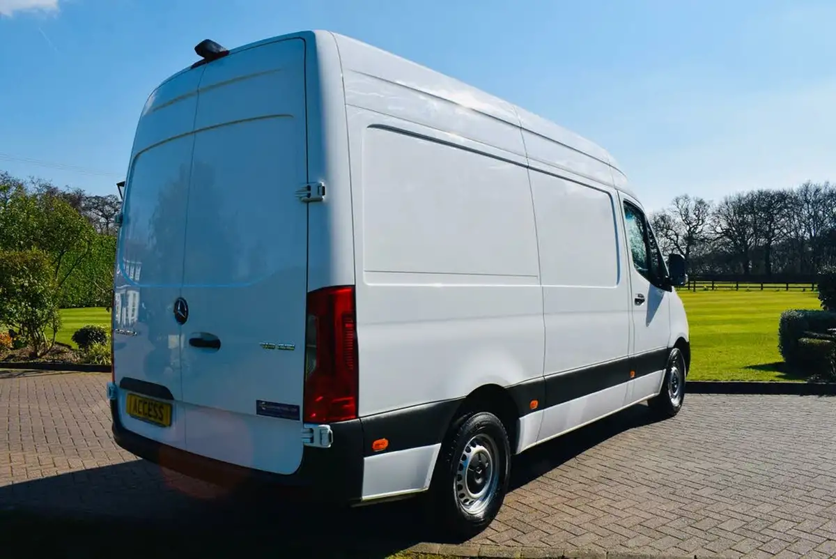 2019-mercedes-benz-sprinter-21cdi-316-l2h1-163pseu6b-panel-van-rwd-eco-gear-360-big-8