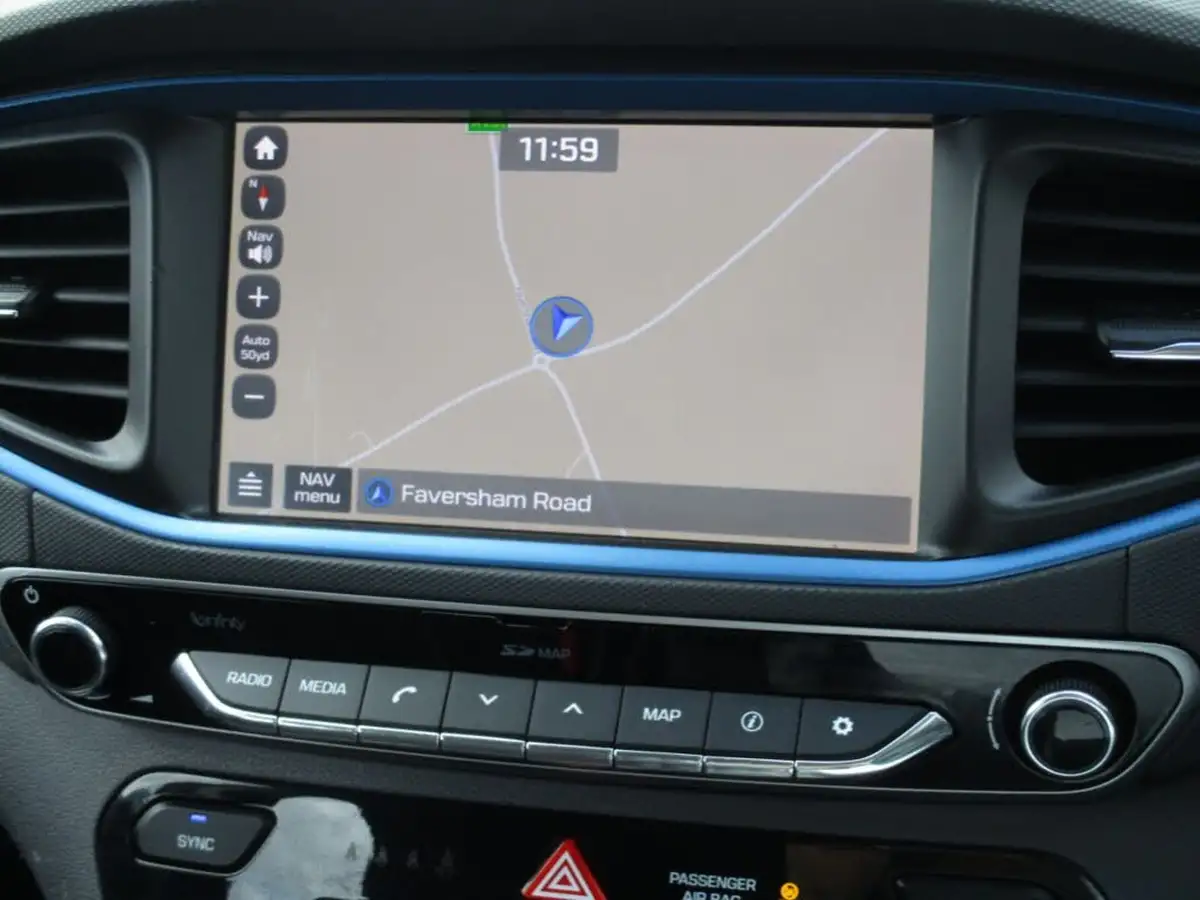 2019-hyundai-ioniq-16-gdi-premium-hybrid-big-7