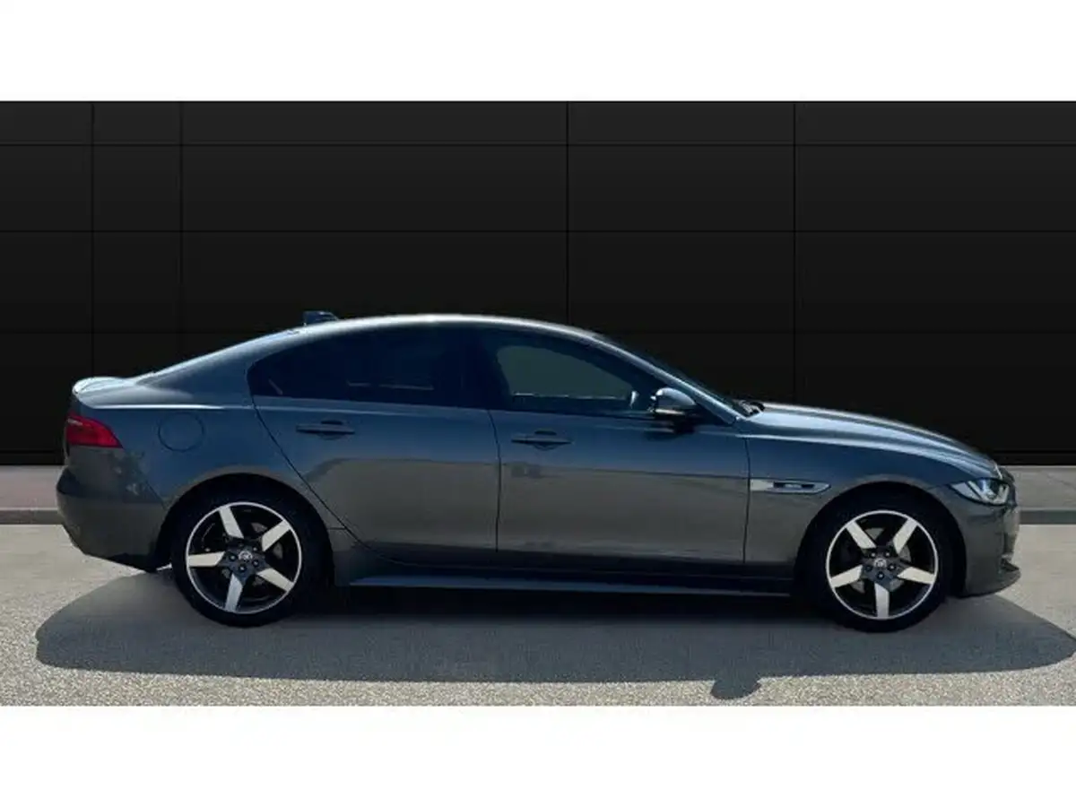 2019-jaguar-xe-20d-r-sport-180ps-auto-big-4